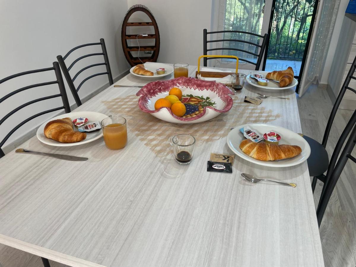 Sorrento Realty Holidays - The Smile Of The Sun Buitenkant foto